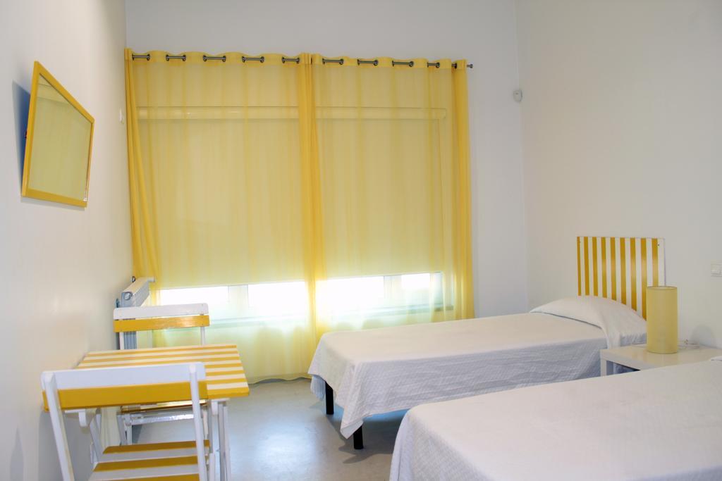 Hi Espinho - Pousada De Juventude Habitación foto